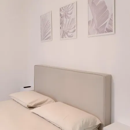 Séjour chez l'habitant La Dimora Di Zoe *